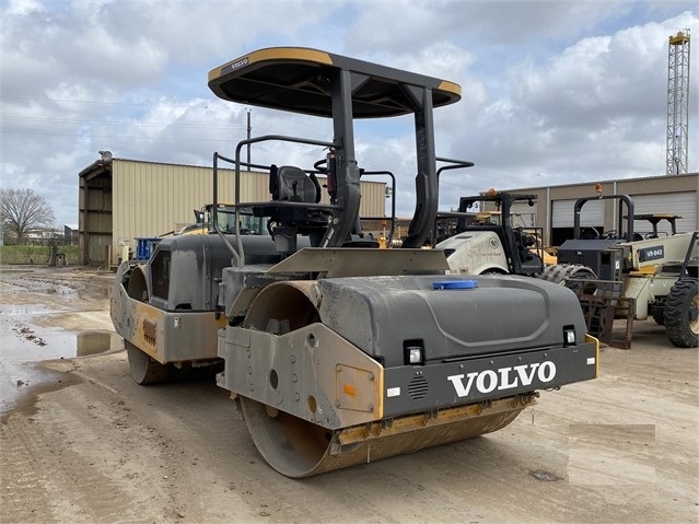 Compactadora Vibratoria Volvo DD120 en venta, usada Ref.: 1620851261759282 No. 4