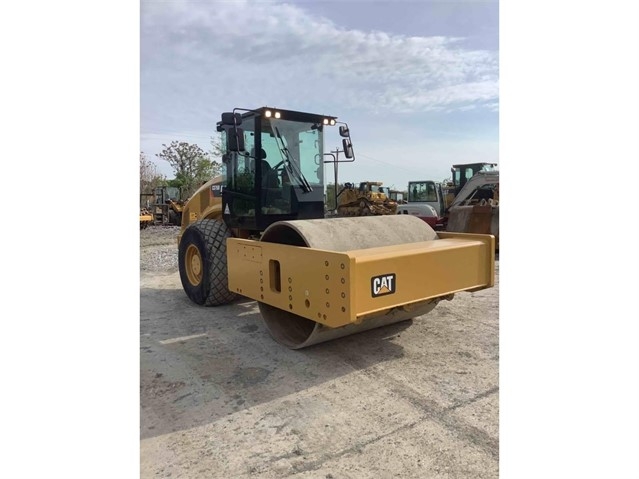 Compactadora Vibratoria Caterpillar CS76 usada en buen estado Ref.: 1620936250280414 No. 2