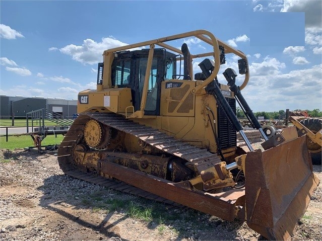 Dozers/tracks Caterpillar D6T