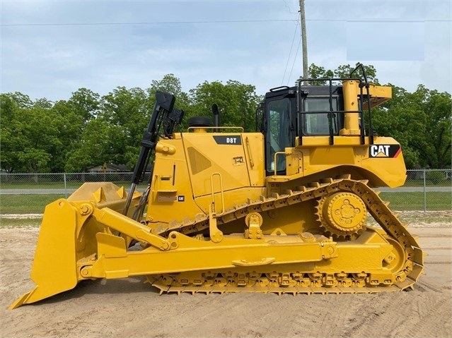 Dozers/tracks Caterpillar D8T