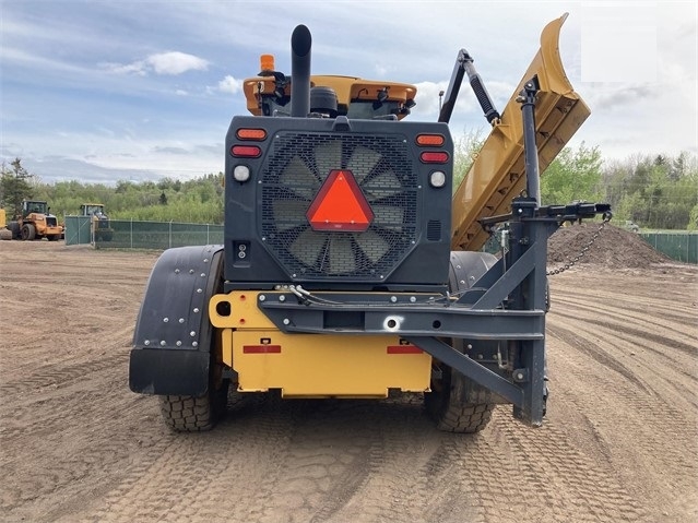 Motoconformadoras Deere 672G usada a buen precio Ref.: 1621543226309974 No. 3