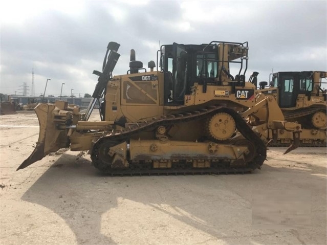 Tractores Sobre Orugas Caterpillar D6T en venta Ref.: 1622142003928469 No. 3