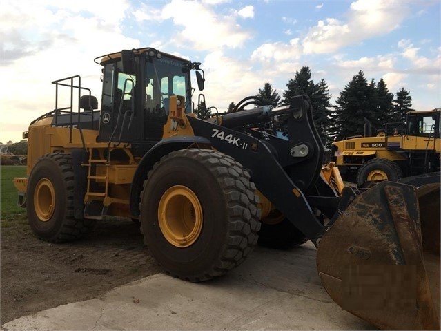 Wheel Loaders Deere 744K