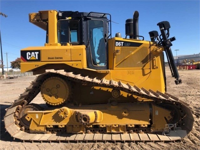 Tractores Sobre Orugas Caterpillar D6T