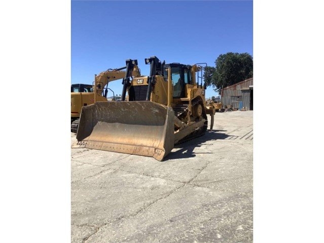 Dozers/tracks Caterpillar D8T