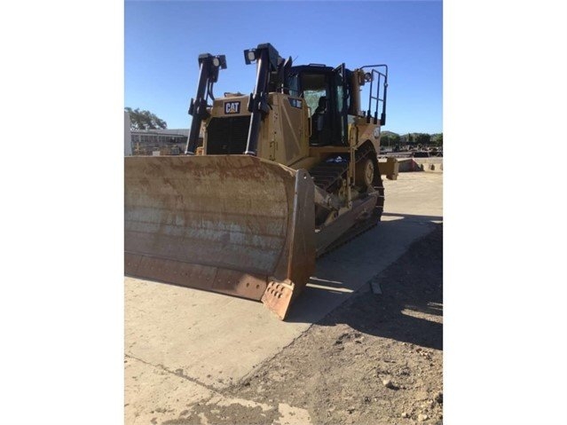 Dozers/tracks Caterpillar D8T