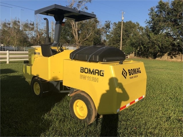 Compactadora Con Llantas Bomag BW11 de medio uso en venta Ref.: 1625585429513623 No. 3