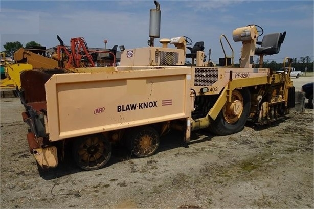 Pavimentadoras Blaw-knox PF3172