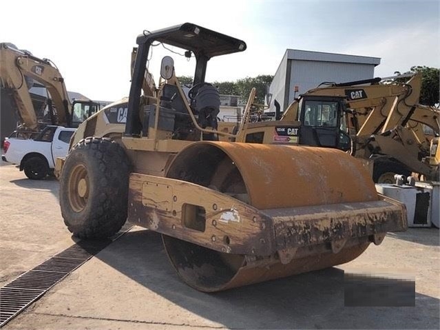 Compactadora Vibratoria Caterpillar CS56 en venta Ref.: 1626472173461040 No. 2