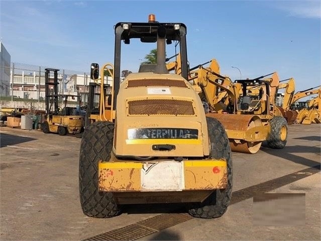 Compactadora Vibratoria Caterpillar CS56 en venta Ref.: 1626472173461040 No. 3