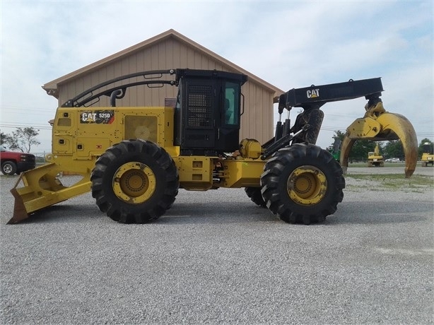 Forest Machines Caterpillar 525D