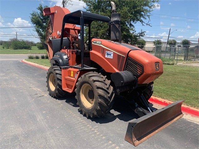 Zanjadora Ditch Witch RT95 en optimas condiciones Ref.: 1628095447412966 No. 2