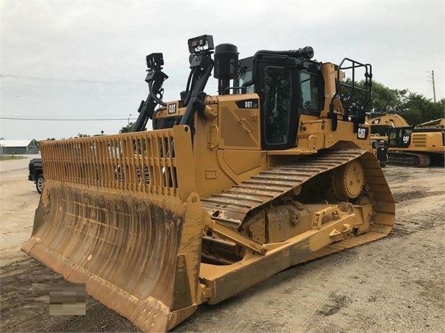 Tractores Sobre Orugas Caterpillar D6T