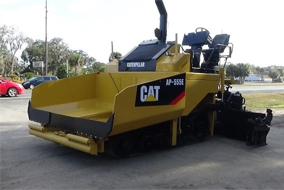 Pavimentadoras Caterpillar AP-555E de segunda mano Ref.: 1628187042469028 No. 3