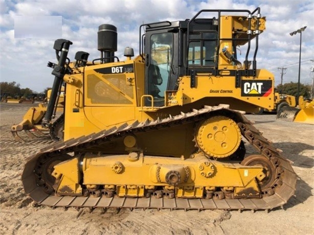 Tractores Sobre Orugas Caterpillar D6T de medio uso en venta Ref.: 1628794821406963 No. 3