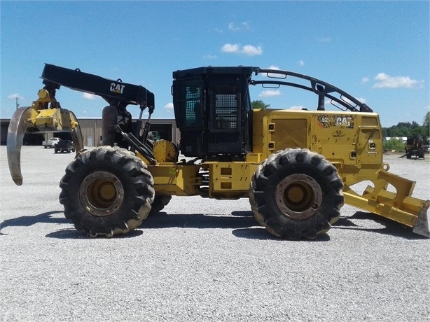 Forestales Maquinas Caterpillar 525D seminueva en venta Ref.: 1629144528222386 No. 3