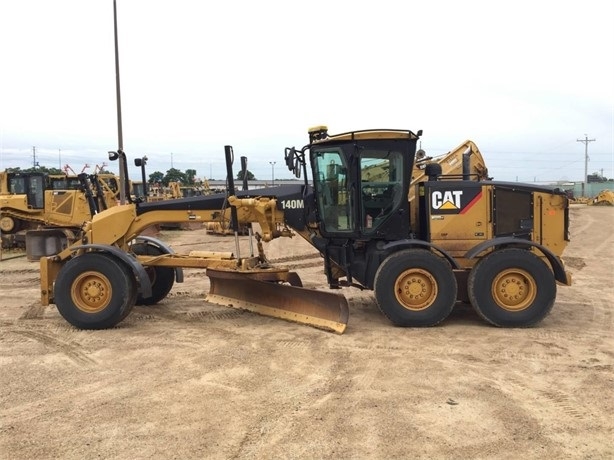 Motoconformadoras Caterpillar 12M de segunda mano en venta Ref.: 1629313265184617 No. 2