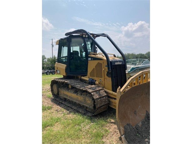 Dozers/tracks Caterpillar D5K