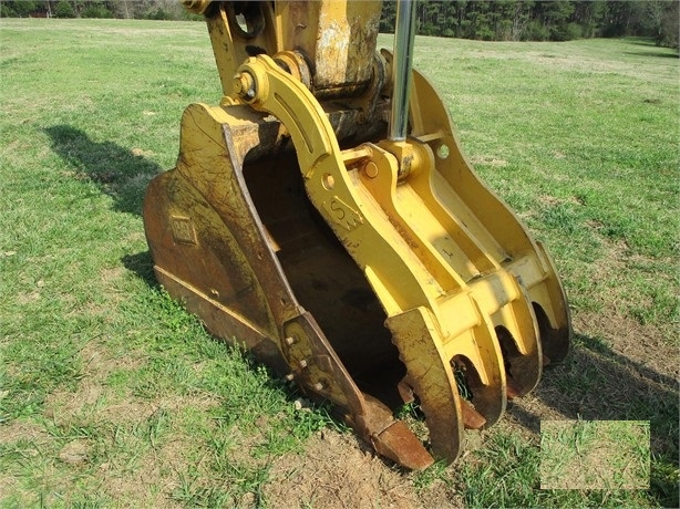 Excavadoras Hidraulicas Caterpillar 325DL seminueva en venta Ref.: 1629912813976809 No. 3