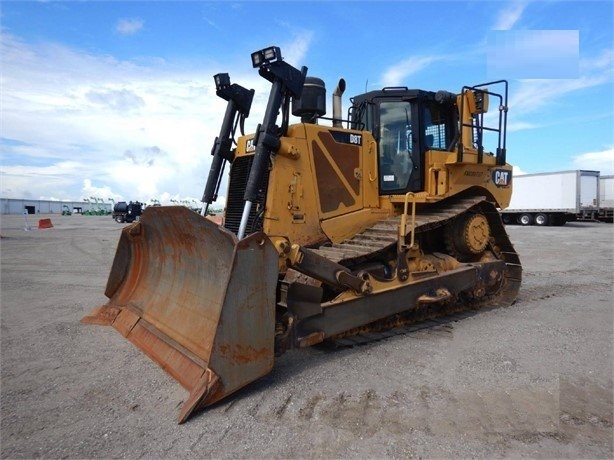 Dozers/tracks Caterpillar D8T