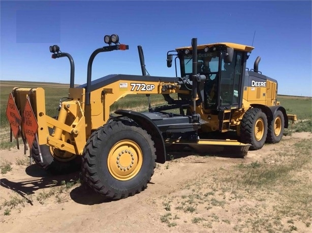 Motoconformadoras Deere 772GP