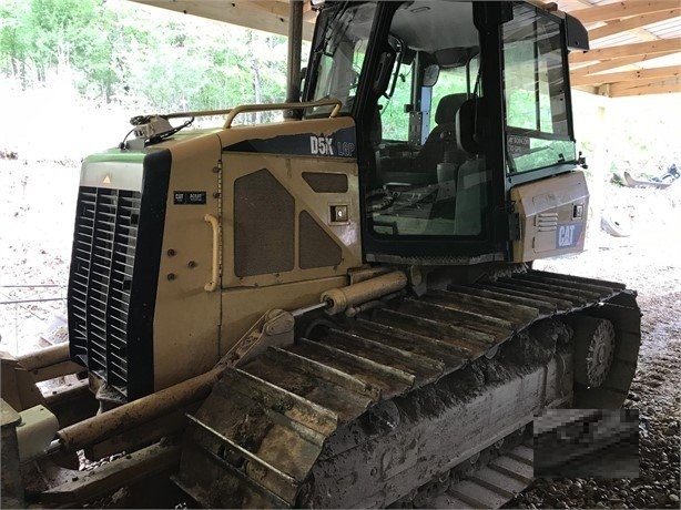 Dozers/tracks Caterpillar D5K