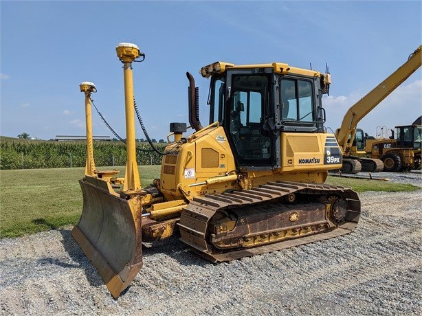 Tractores Sobre Orugas Komatsu D39EX seminueva en perfecto estado Ref.: 1631214676542274 No. 2