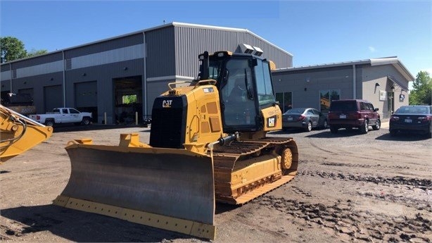 Dozers/tracks Caterpillar D5K