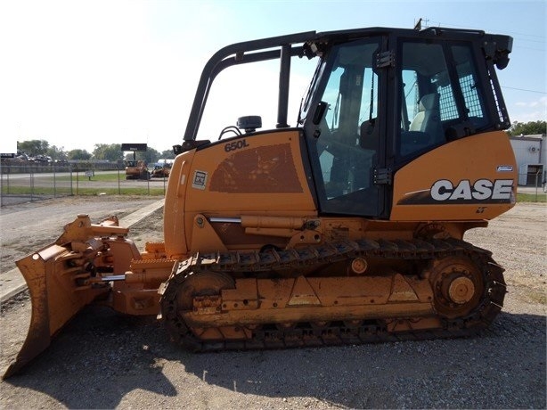 Dozers/tracks Case 650L