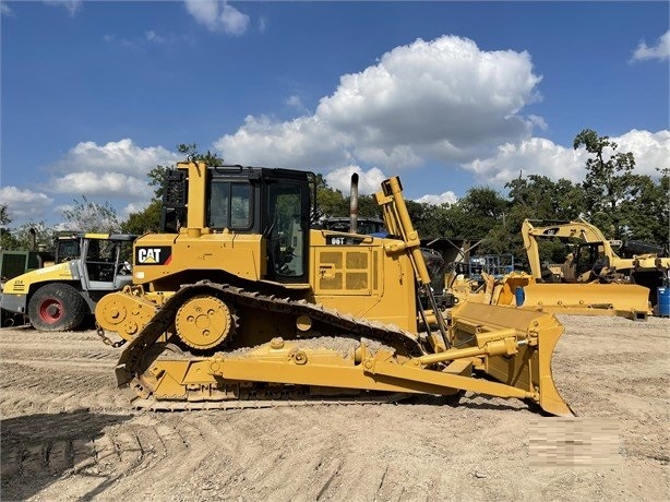 Tractores Sobre Orugas Caterpillar D6T de importacion a la venta Ref.: 1634778357971649 No. 2