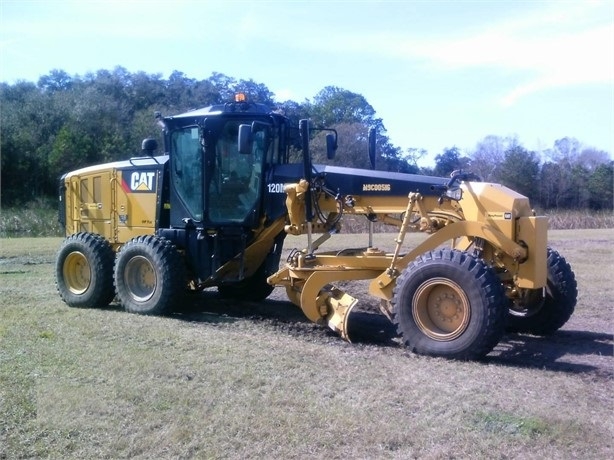 Motoconformadoras Caterpillar 120M de medio uso en venta Ref.: 1635191478037154 No. 2