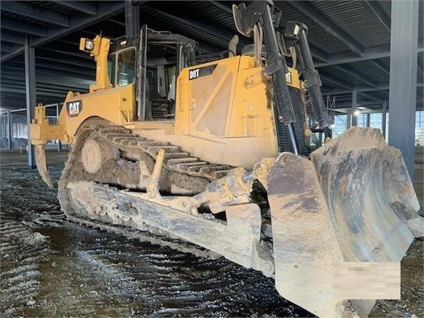 Dozers/tracks Caterpillar D8T