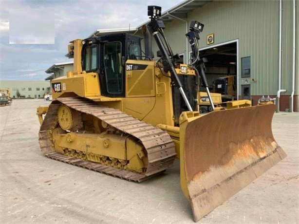 Dozers/tracks Caterpillar D6T