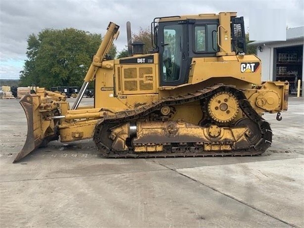 Dozers/tracks Caterpillar D6T