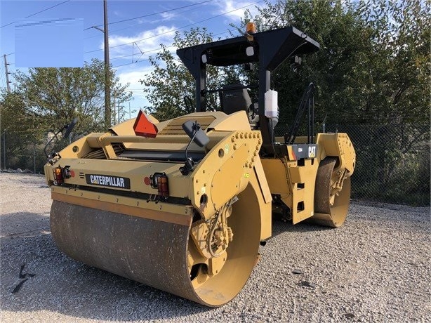 Compactadora Vibratoria Caterpillar CB64 usada a la venta Ref.: 1636409713997168 No. 3