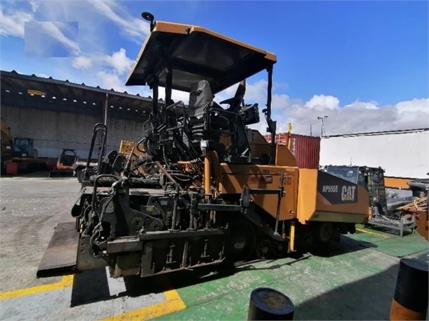 Pavimentadoras Caterpillar AP-500E