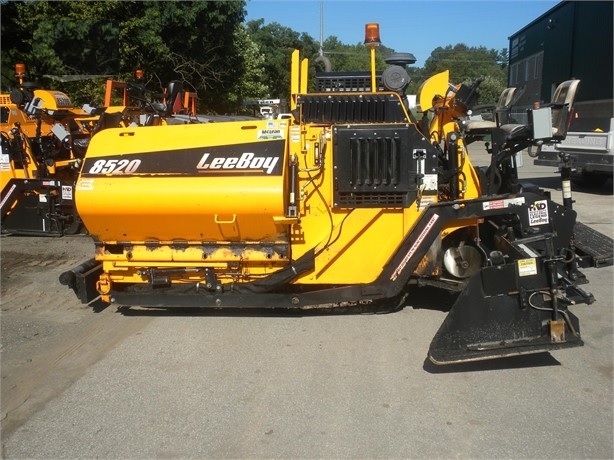 Pavimentadoras Leeboy 8520