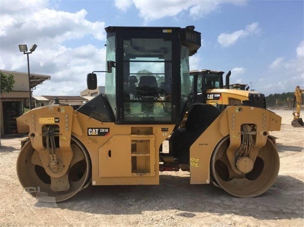 Vibratory Compactors Caterpillar CB10