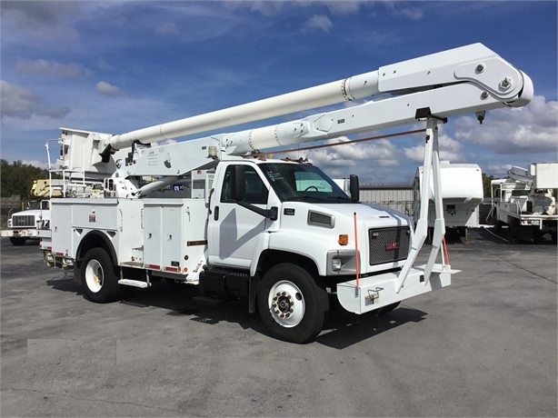 Gruas Altec AA755