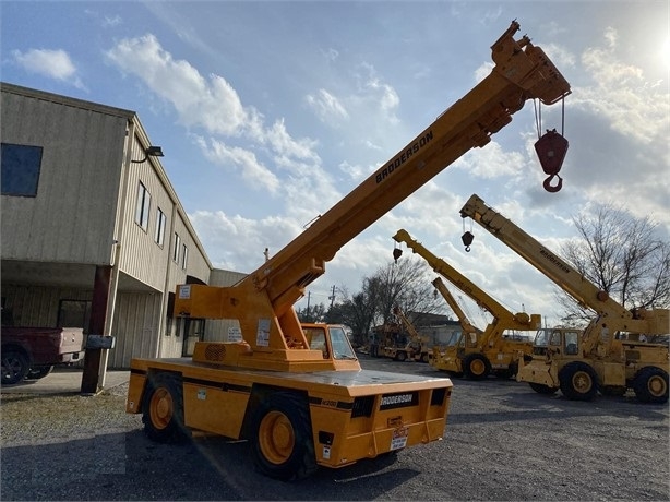 Gruas Broderson IC200 de medio uso en venta Ref.: 1639587108066906 No. 3