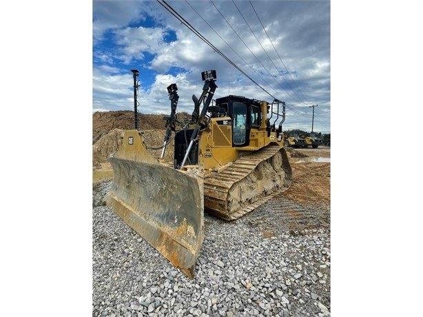 Dozers/tracks Caterpillar D6T