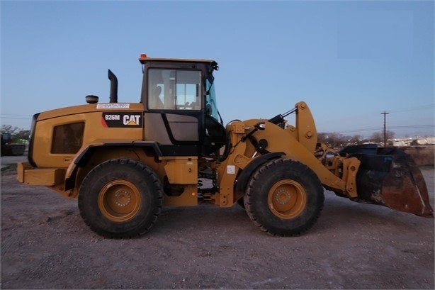 Cargadoras Sobre Ruedas Caterpillar 926 seminueva en venta Ref.: 1642040380371269 No. 2