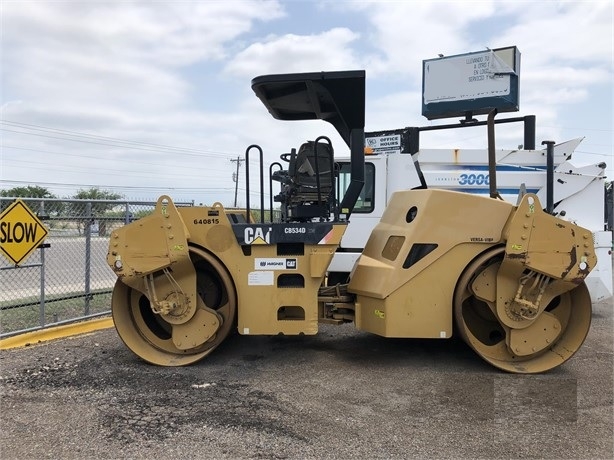 Vibratory Compactors Caterpillar CB-534D