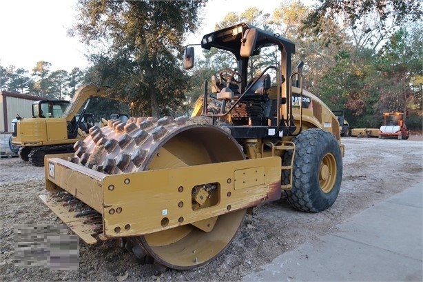 Compactadora Vibratoria Caterpillar CS54 en optimas condiciones Ref.: 1643849088970242 No. 3