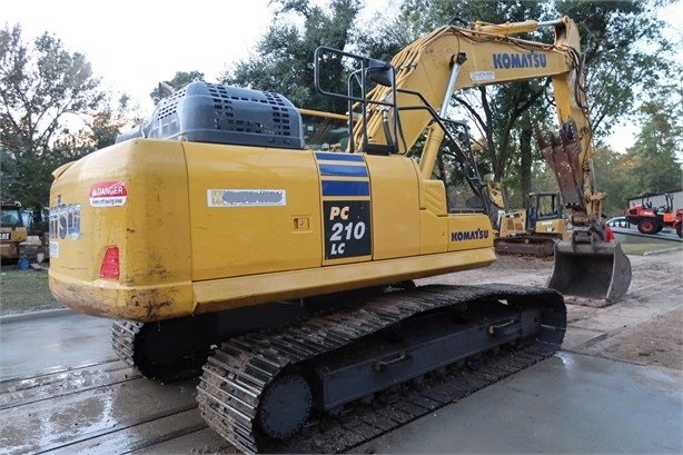 Excavadoras Hidraulicas Komatsu PC210 L en venta, usada Ref.: 1644543617006511 No. 3