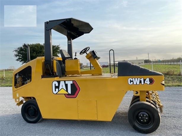 Compactors Tires Asphalt Caterpillar CW14