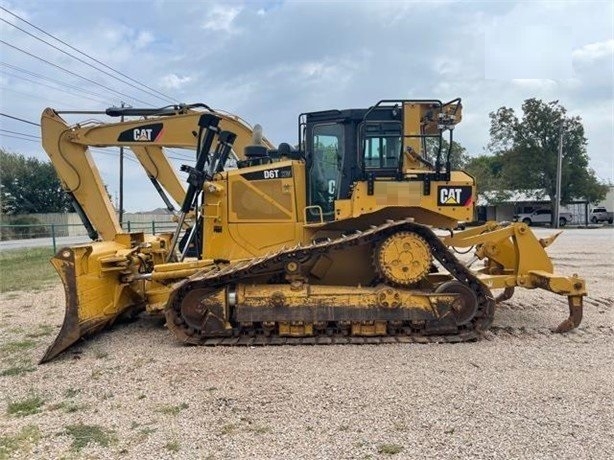 Dozers/tracks Caterpillar D6T