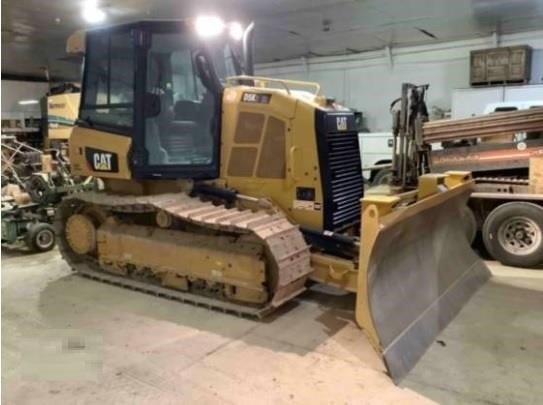 Dozers/tracks Caterpillar D5K