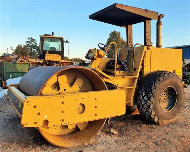 Vibratory Compactors Caterpillar CS-563