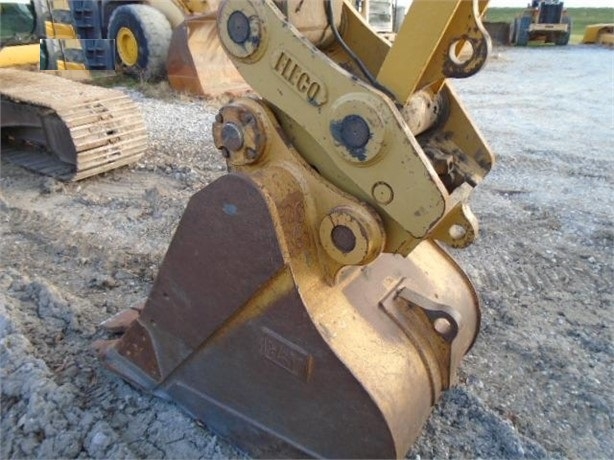 Excavadoras Hidraulicas Caterpillar 320DL de medio uso en venta Ref.: 1647291355417684 No. 3